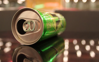 Soda can table reflection hyperrealism - a can of soda free wallpaper