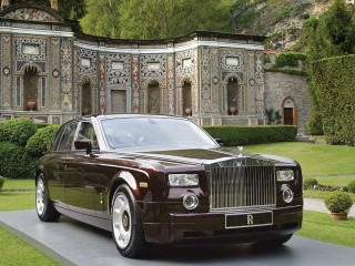 Rolls royce building garden driveway - luxury free wallpaper