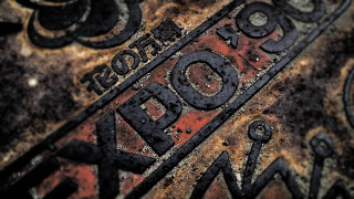 Rusted metal sign constantine andreou - constantine andreou free wallpaper