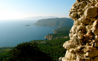 Cliffside waterview ecological art matte - a view of a body free wallpaper