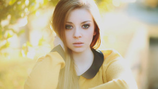 Eszter mattioni red hair blue 3 - portrait photography free wallpaper