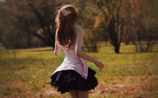 Woman dress field autumn nature - a woman in a dress free wallpaper