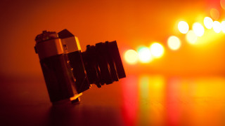 Camera flash background blurry table - free light wallpaper