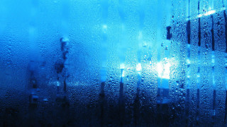 Window rain building blue light - a building in the background free wallpaper