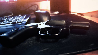Gun keyboard desk blurry photorealism - blender free wallpaper
