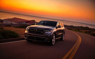 Black dodge suv ocean sunset 3 - a road near the ocean free wallpaper