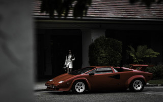 Red sports car roof woman - the roof free wallpaper