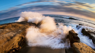 Wave crash rock sunset ocean - sunset free wallpaper