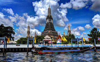 Dock boat building flag sky - the wind free wallpaper for desktop