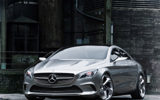 Silver car building clock door - a silver car free wallpaper