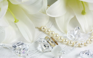 Necklace rings table flowers background - bracha l. ettinger free wallpaper