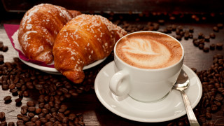 Coffee croissants beans spoon hyperrealism - morning free wallpaper