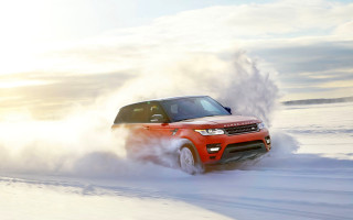 Red land rover snow sunlight - red free wallpaper