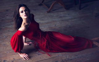 Woman red dress laying elegant - elegant pose free wallpaper