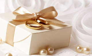 Wedding rings box pearls ribbon - jewelry free wallpaper
