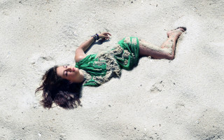 Woman sand feet up art - her side free wallpaper