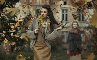 Autumn leaf woman scarf blurry - artur tarnowski free wallpaper