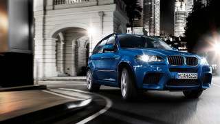 Blue car city street night 3 - a bright light free wallpaper