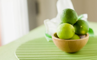 Limes bowl napkin table cloth - a cloth free wallpaper