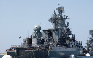 Battleship dock water ships puzzle - nearby free wallpaper