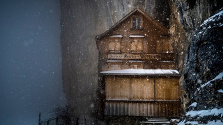 Wooden building snow storm cliff - a wooden building free wallpaper