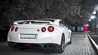 White sports car night brick - a brick road free wallpaper