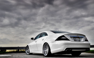 White car cloudy sky bridge - cloudy free wallpaper