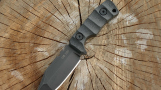 Knife cobra stipple wooden floor - carl eugen keel free wallpaper
