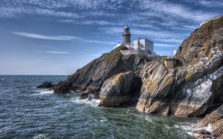 Lighthouse rocky cliff ocean waves 2 - wave free wallpaper