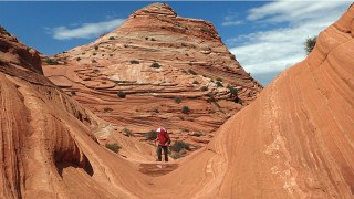 Desert mountain sky ocean sand - epic scale free wallpaper