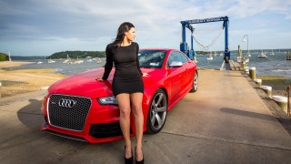 Woman redcar pier ocean beach - a short dress free wallpaper for desktop