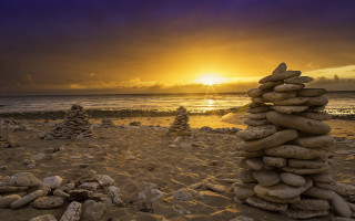 Beach sunset rocks sandcastle landart - andy goldsworthy free wallpaper