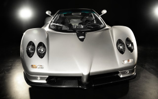 Silver cobra sports car night - a silver sports car free wallpaper for desktop