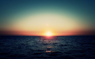 Sunset ocean boat bright sun - aldus manutiu free wallpaper