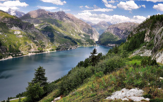 Lake mountains trees sunny clouds 6 - naturalism free wallpaper