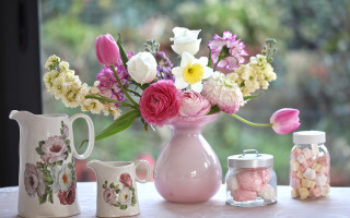 Vase flowers candy table window - outside free wallpaper