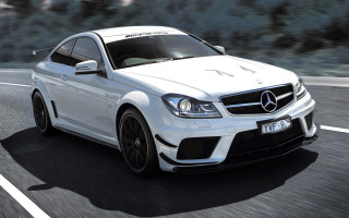 White mercedes benz finely detailed 2 - feature free wallpaper