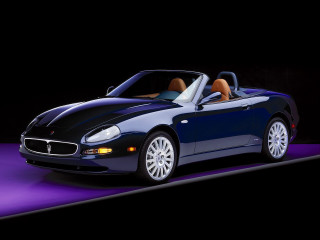Blue sports car dark room 21 - a purple light free wallpaper