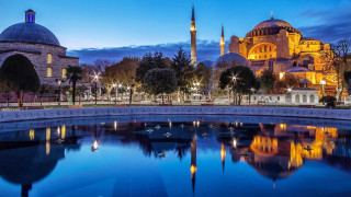 Dome clock tower reflection cityscape - a reflection free wallpaper