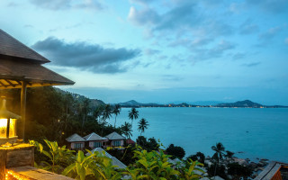 House ocean night lights porch - panoramic free wallpaper for desktop