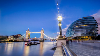 Bridge tower clock building cityscape - christopher wren free wallpaper