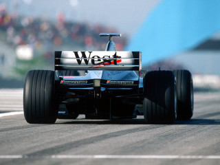 Race car driver track crowd - a race car free wallpaper