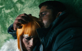 Man woman green blanket orange - blade runner free wallpaper