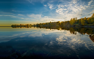 Lake clouds bridge island reflection - the background and a sky free wallpaper