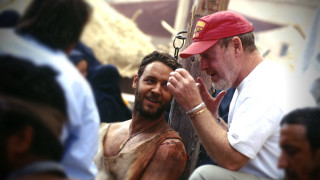 Renaissance haircut redhat beard blurry - movie scene free wallpaper