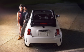 Man woman white car night - the hood open free wallpaper