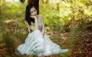 Woman white dress forest portrait - the wood free wallpaper for desktop
