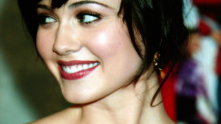 Woman smile reddress blueeyes hyperrealism - photorealistic free wallpaper