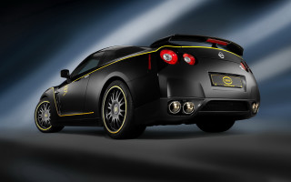Black sports car yellow stripes 3 - the back of its free wallpaper