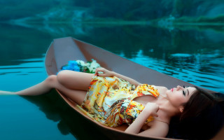 Woman boat water art photography - chen lin free wallpaper